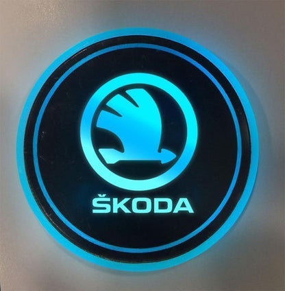 Hot Sale 🎁50% OFF 🎁7 Colors Led Car Logo Cup Lights up Holder(1 pair)